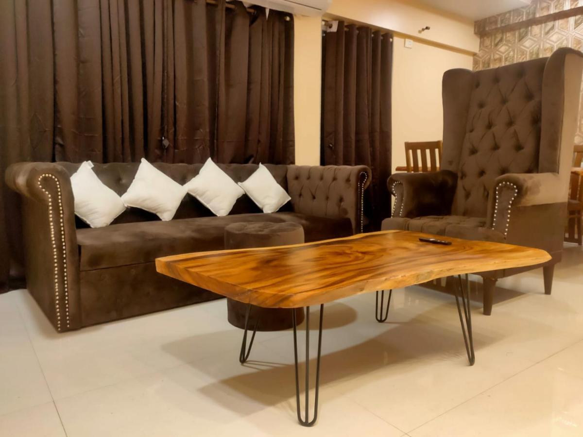 Osi Apartments Bandra West Bombaim Exterior foto