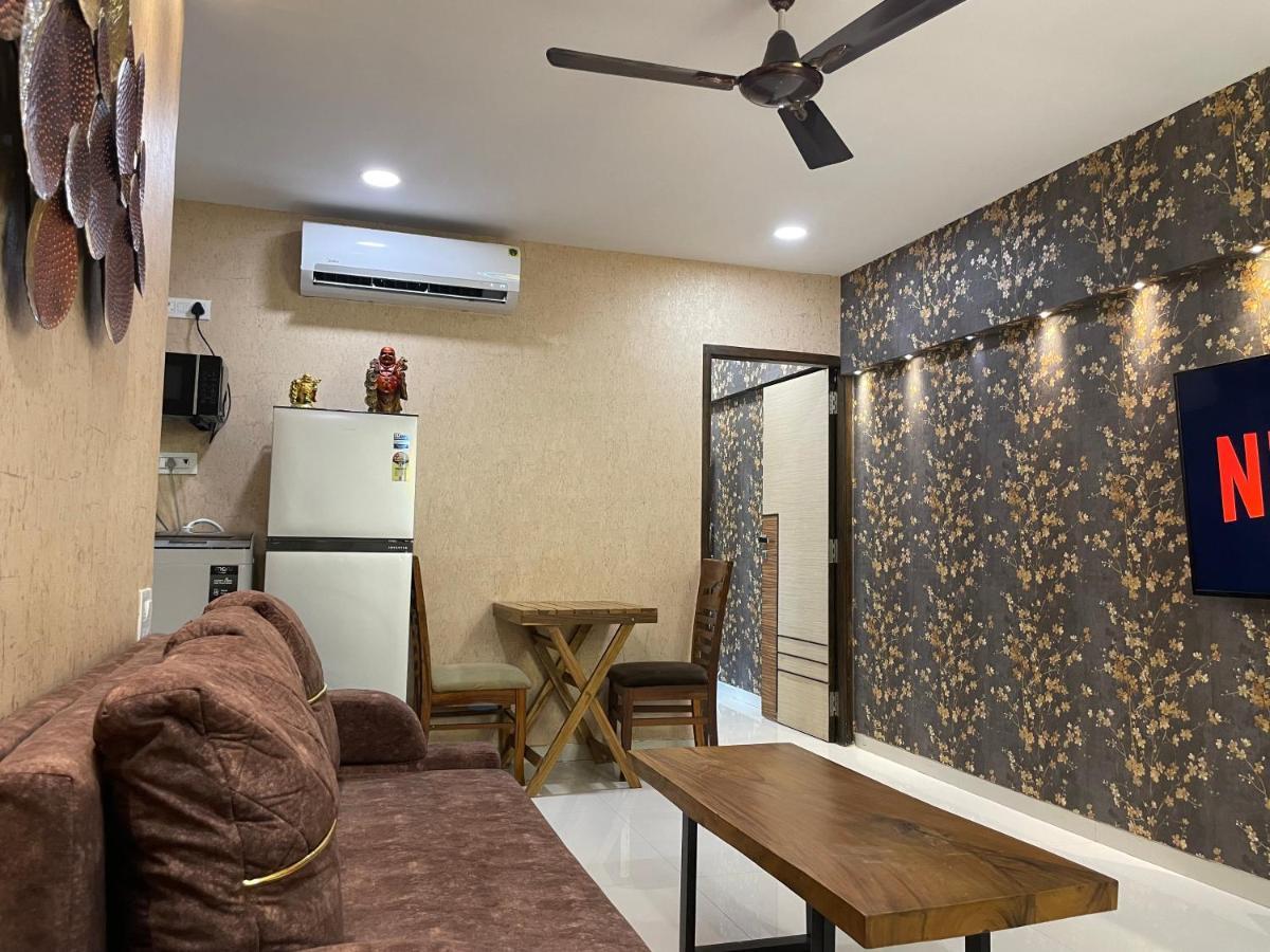 Osi Apartments Bandra West Bombaim Exterior foto