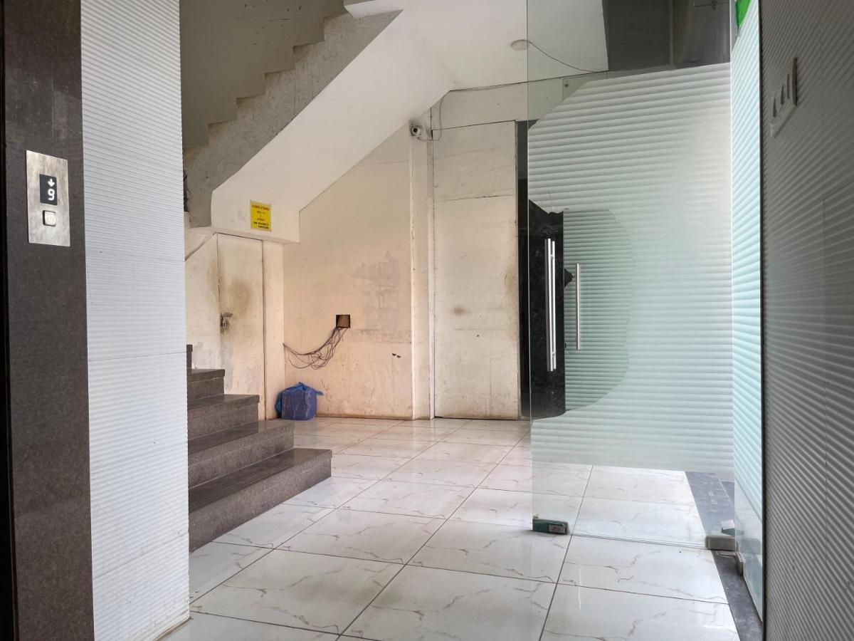 Osi Apartments Bandra West Bombaim Exterior foto
